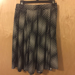 LuLaRoe Madison Skirt Size Medium